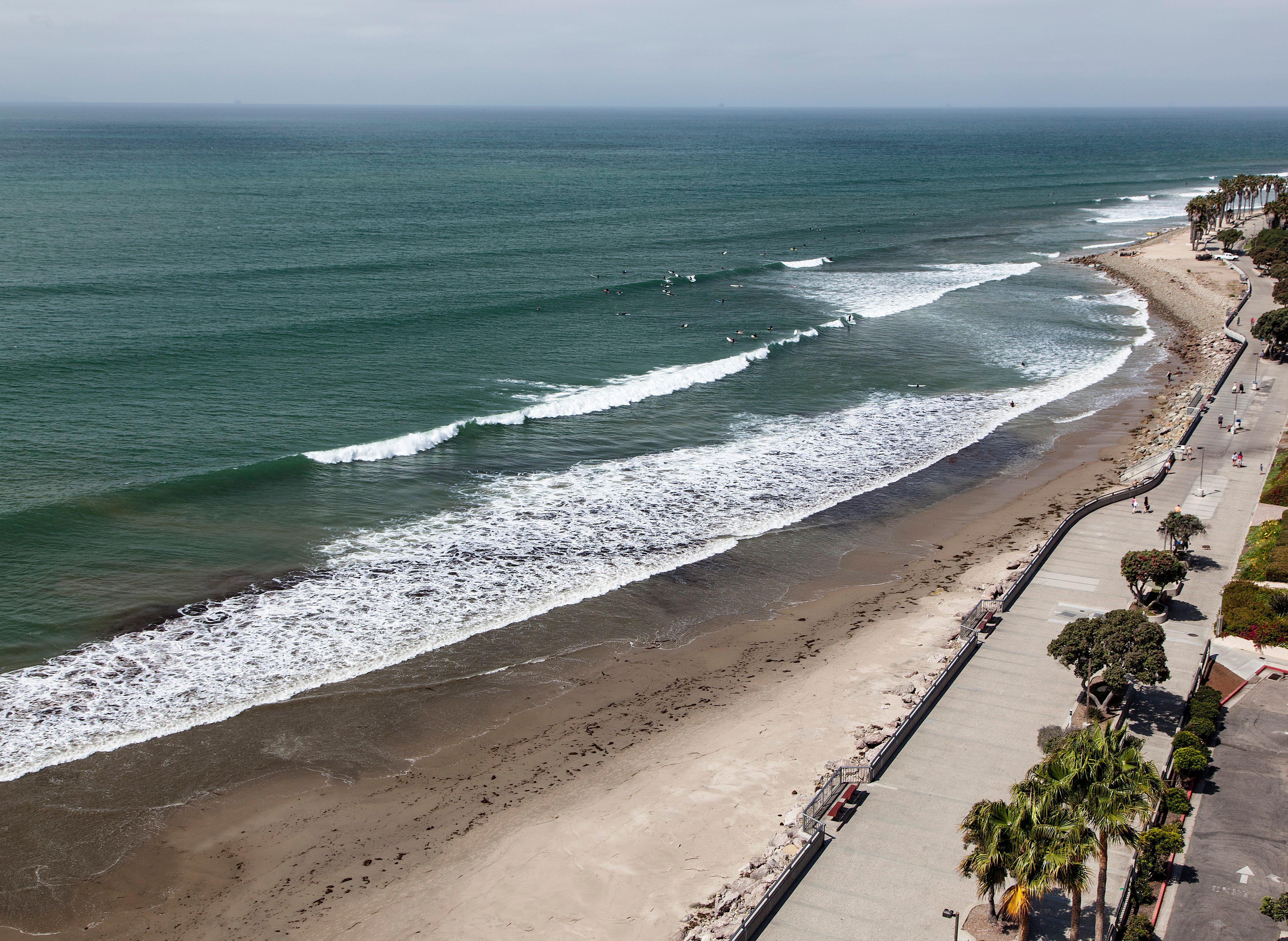 Crowne Plaza Hotel Ventura Beach, an IHG hotel Exterior foto