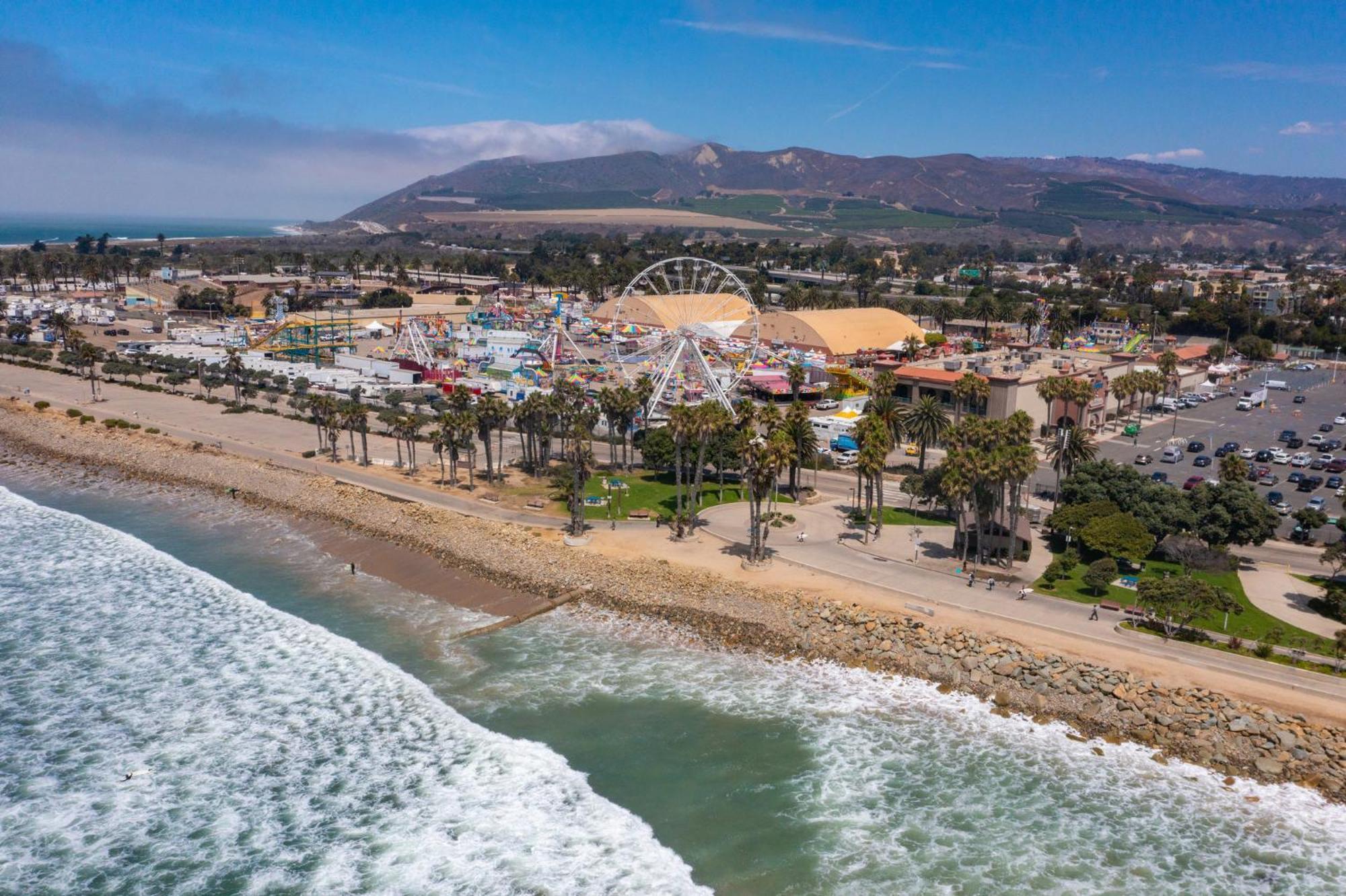 Crowne Plaza Hotel Ventura Beach, an IHG hotel Exterior foto